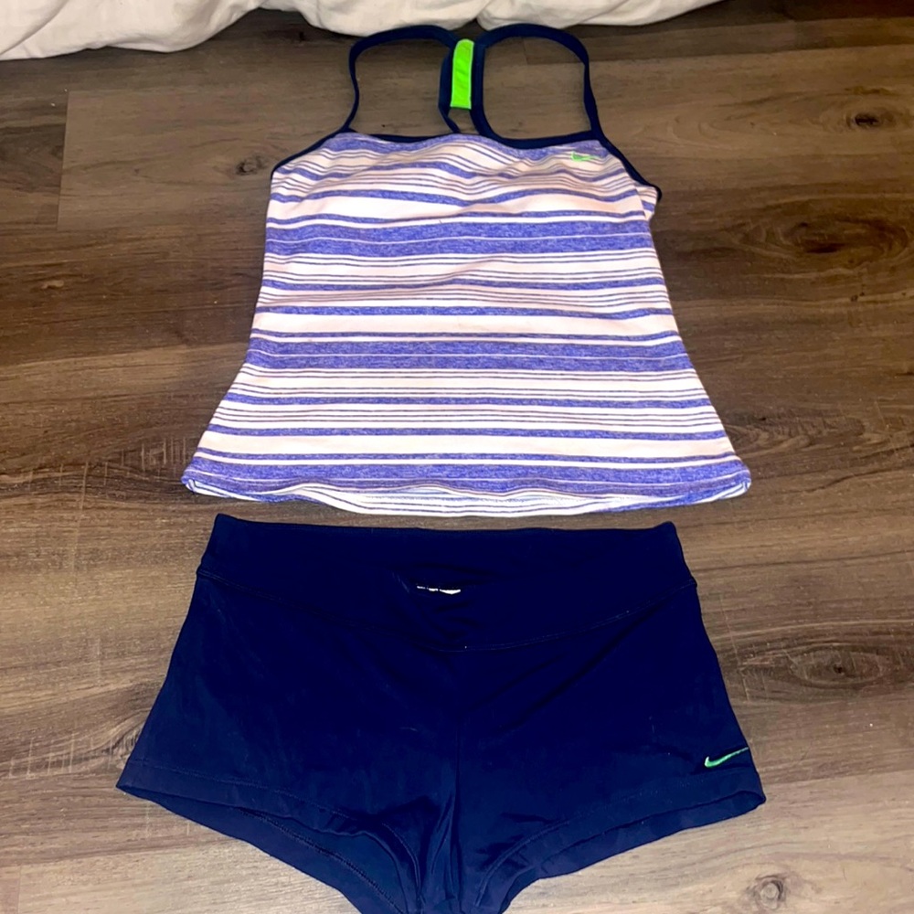 Nike Two piece small swimsuit Sz 6